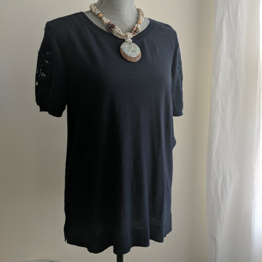 [LOFT] Short Sleeve Knit Top with Embroidered Sleeves - L
